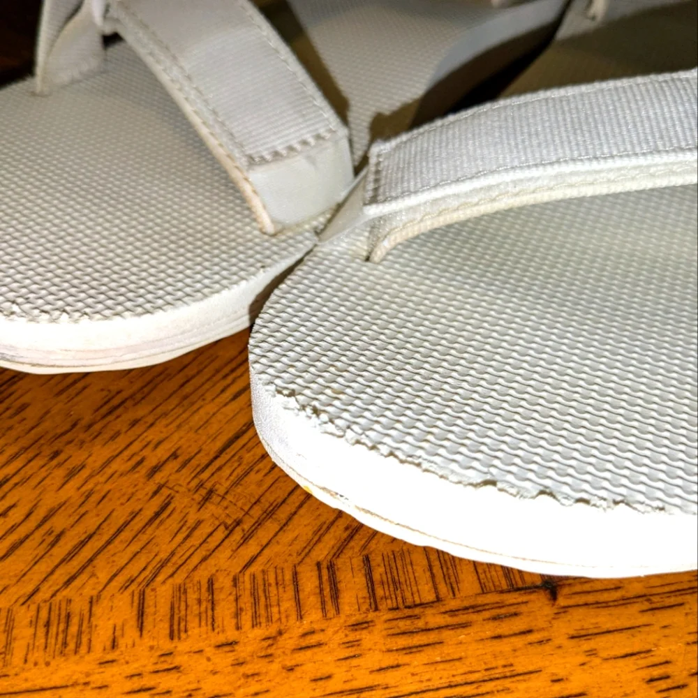 Teva Sport Sandal Original Universal Pride Rainbow White Men 10 Women11.5 Unisex - Picture 11 of 11